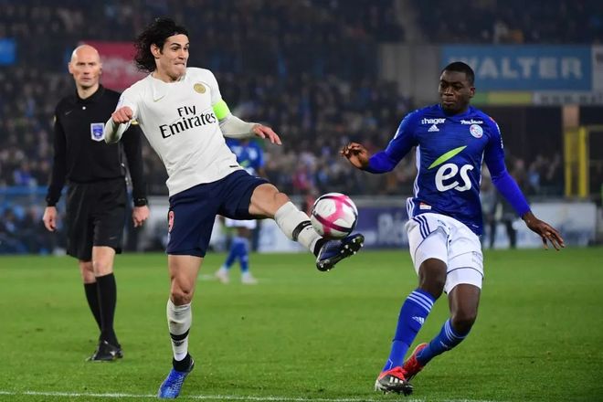 梅斯在客场战胜斯特拉斯堡，豪取联赛六连胜的简单介绍