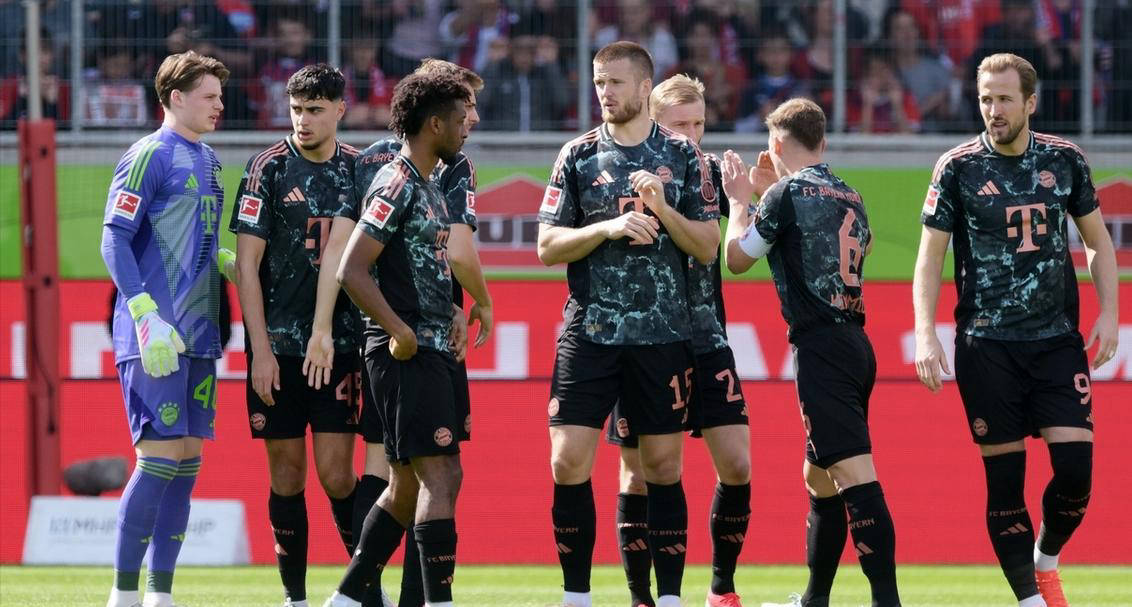 拜仁慕尼黑遭遇赛季首场败局，主帅调整阵容的简单介绍