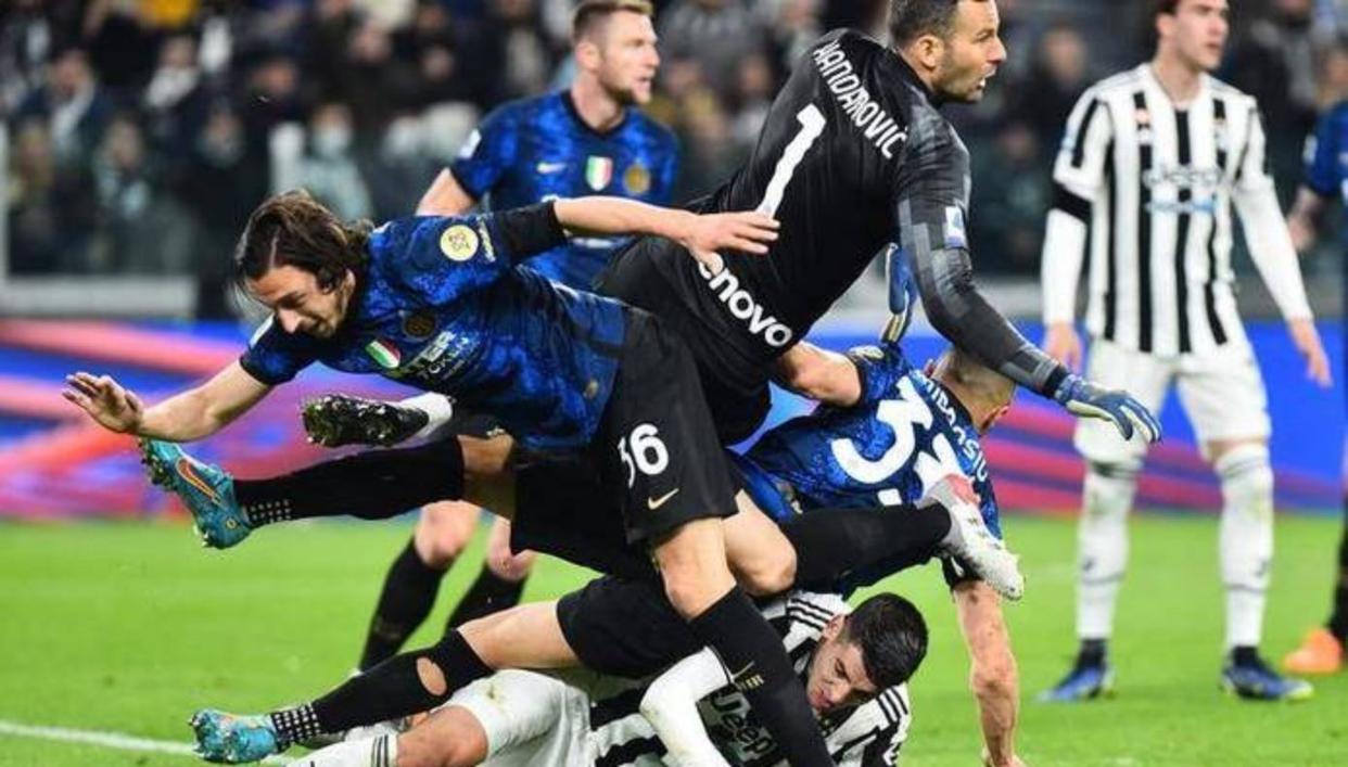 关于尤文图斯客场不敌国际米兰暂时落后意甲前四的信息